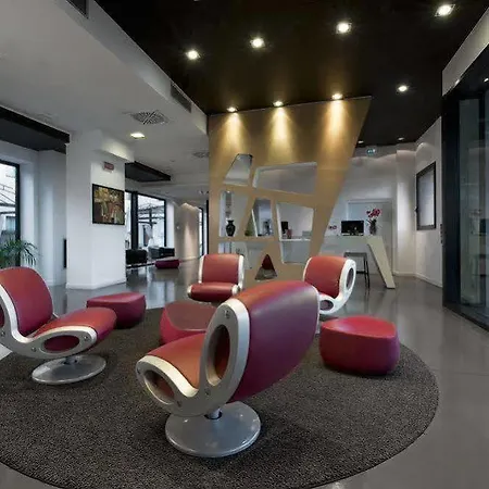 Hotel Cdh Niguarda 4*